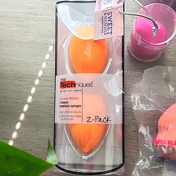 Makeup Blending Sponges - Ulta, Claire's, Brand New Never Used - Various sizes - Picture 6 of 7